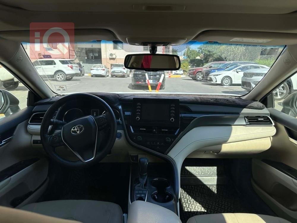 تۆیۆتا کامری